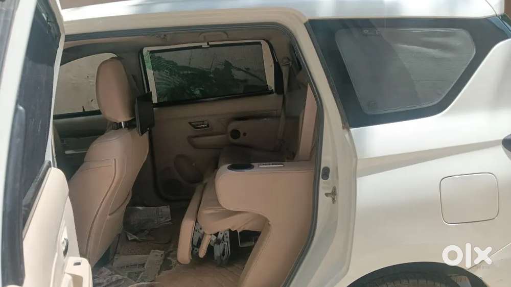 Maruti Suzuki Ertiga Petrol & Cng 80117 Km Driven