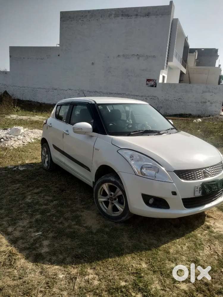 Maruti Suzuki Swift 2012 Petrol