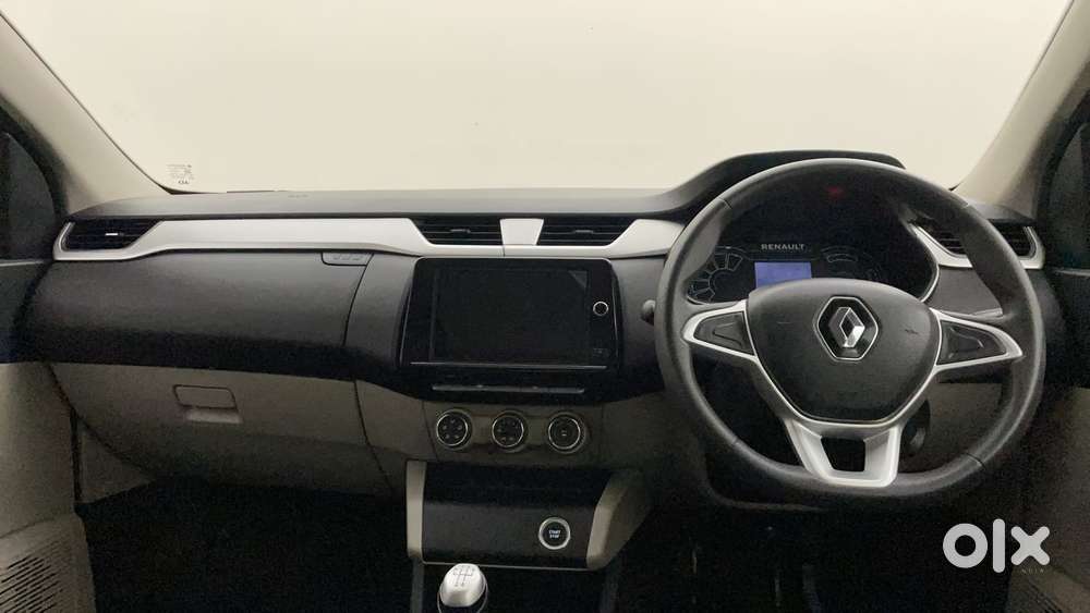 Renault Triber Rxz, 2021, Petrol