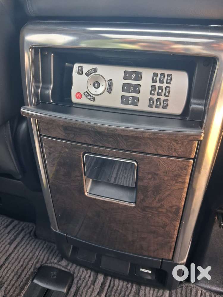 Toyota Vellfire Vip – Executive Lounge, 2021, Petrol