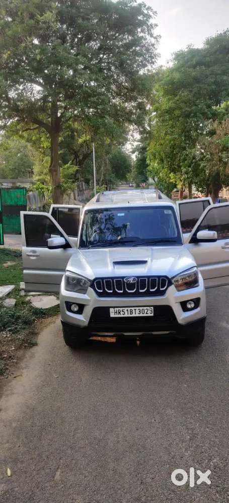 Mahindra Scorpio Classic 2018 Diesel 120000 Km Driven