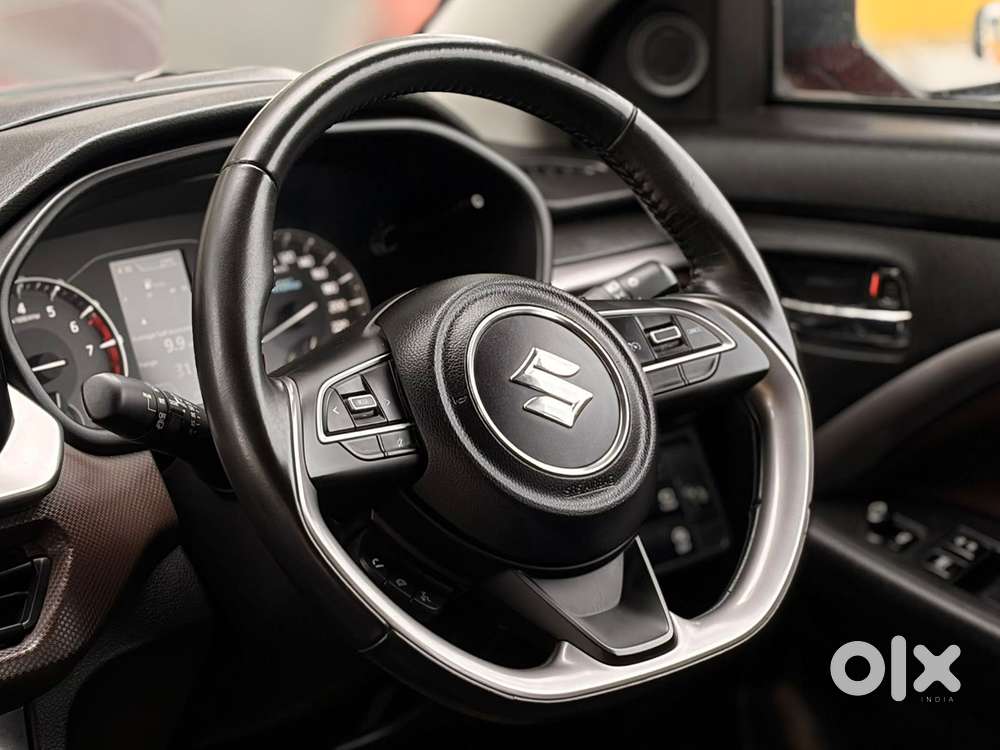 Maruti Suzuki Brezza 1.5 Zxi Plus At Smart Hybrid, 2022, Petrol