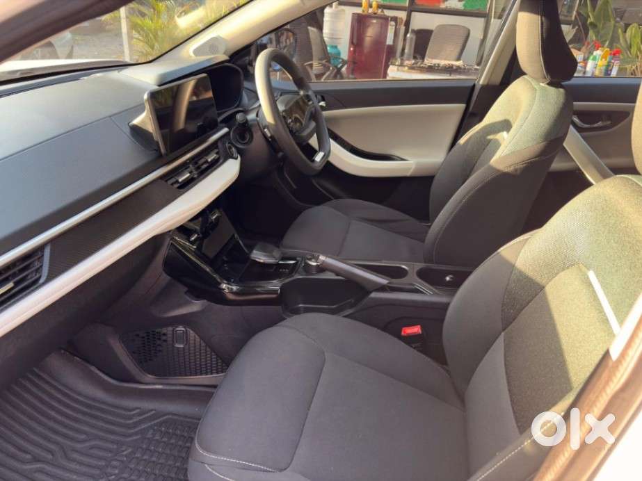 Tata Nexon Creative Plus S 1.2 Revotron Petrol 6 Amt Dt, 2024, Diese..
