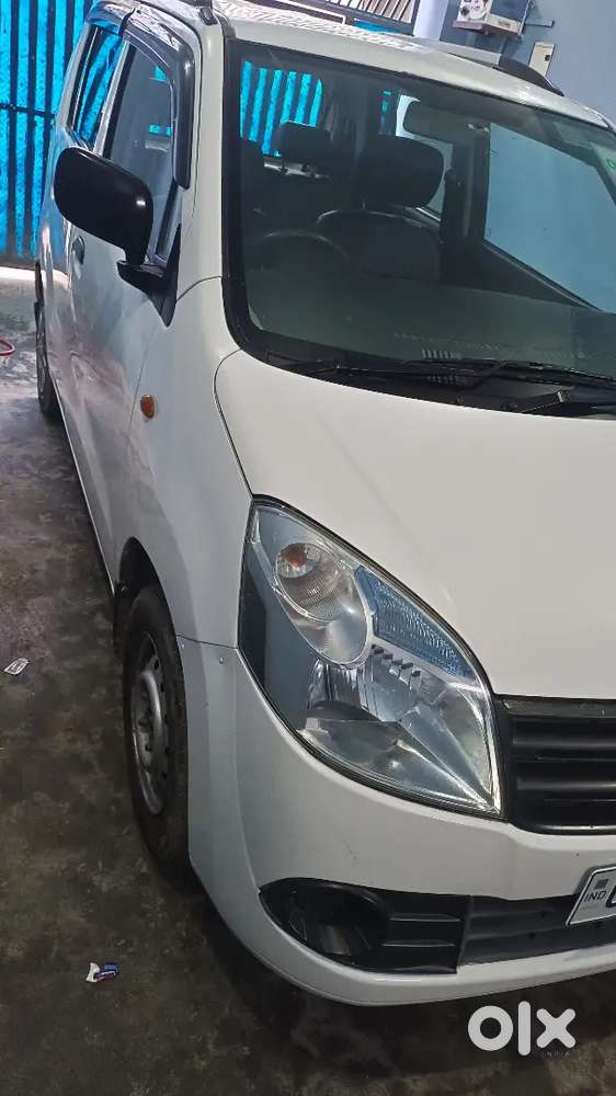 Good Condition All Pepar Complete Km 75839 With Record