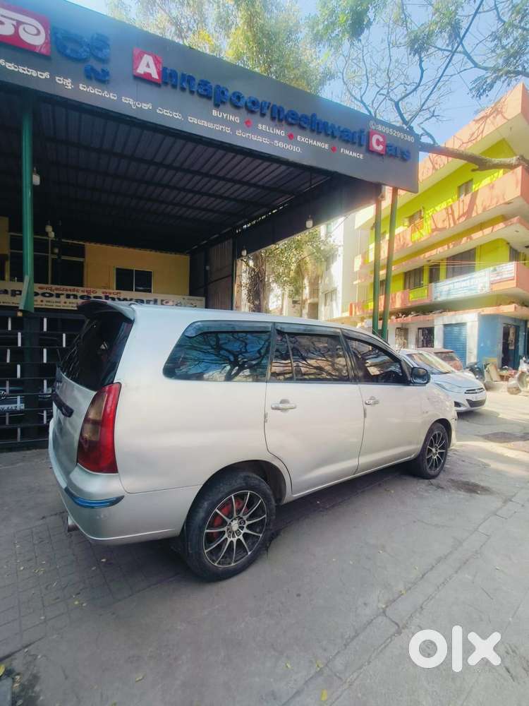 Toyota Innova 2.5 Gx 7 Str Bs-iii, 2006, Diesel