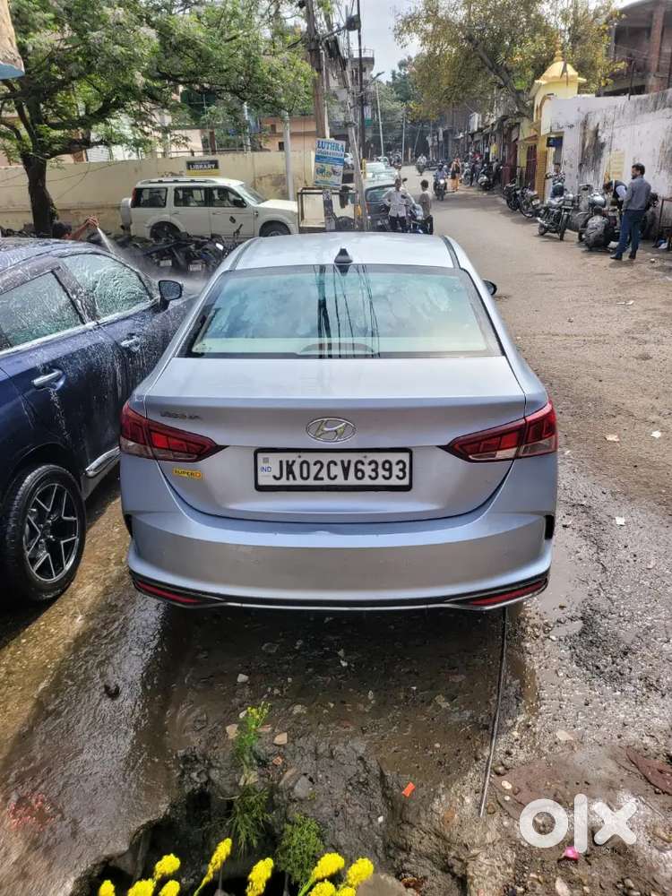 Hundai Verna 1.5 Mpi Mt S+