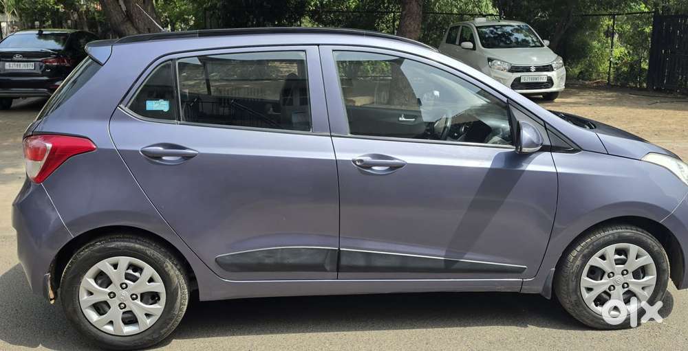 Hyundai Grand I10 Sportz, 2016, Petrol