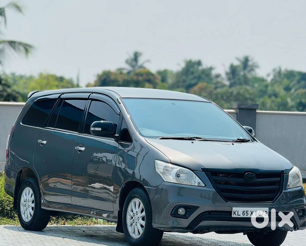 Toyota Innova 2.5 V 7 Str, 2012, Diesel