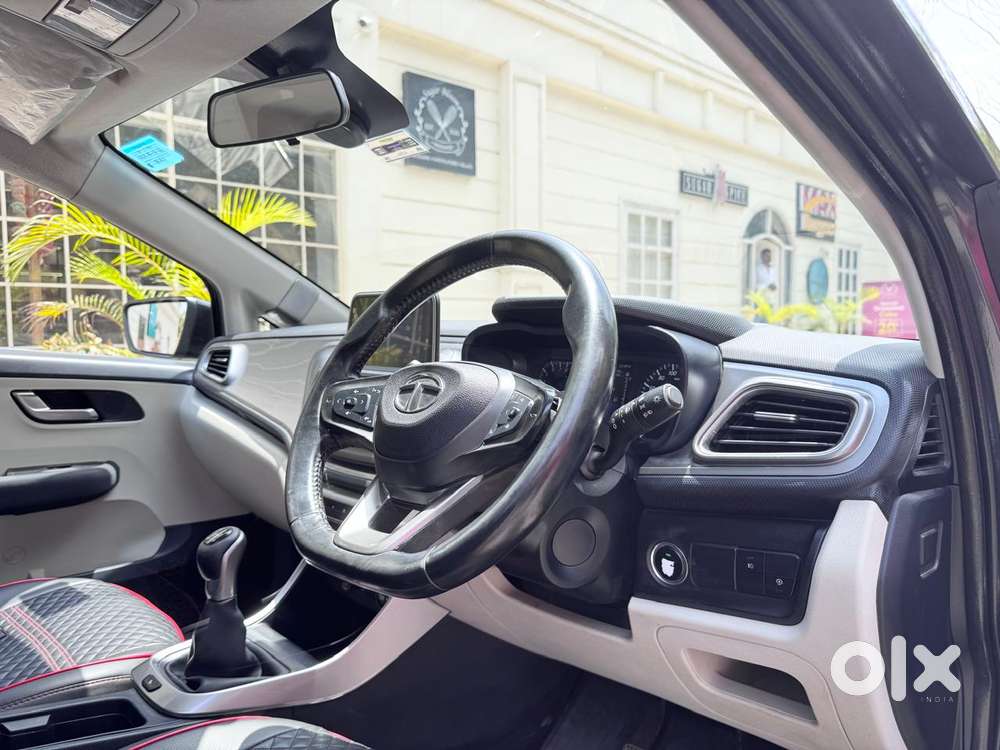 Tata Altroz, 2021, Petrol