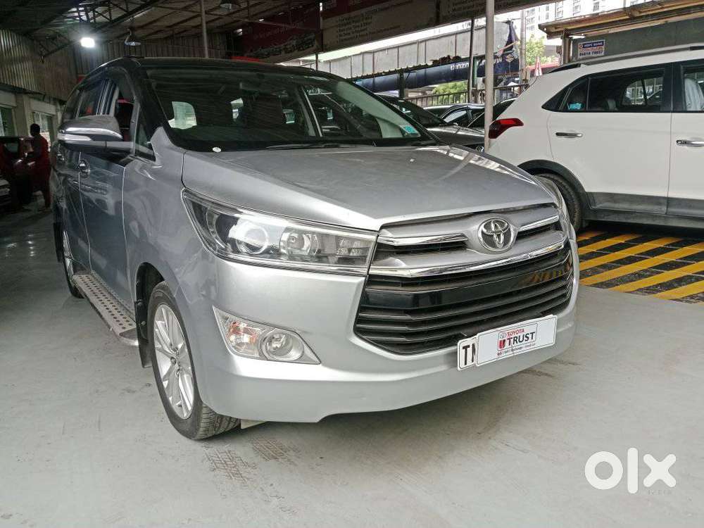 Toyota Innova Crysta 2.8 Zx At 7 Seater, 2016, Diesel
