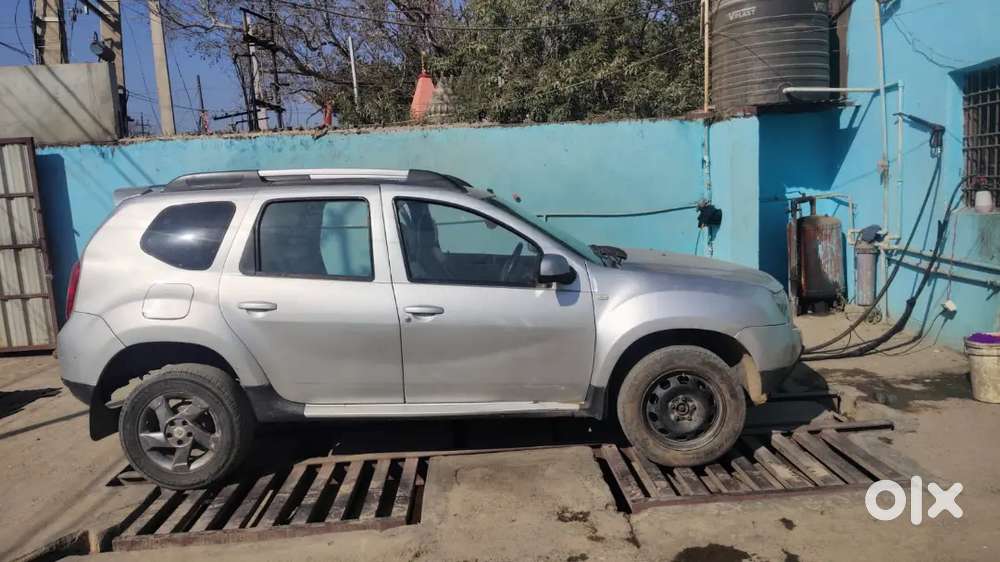 Renault Duster 2014 Diesel 25000 Km Driven