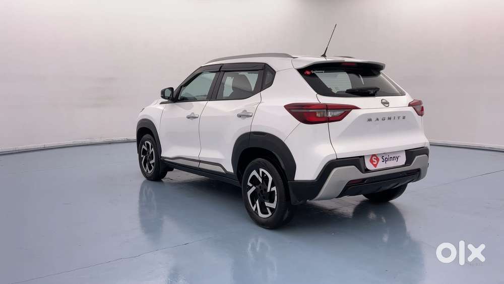 Nissan Magnite 1.0 Xv, 2021, Petrol
