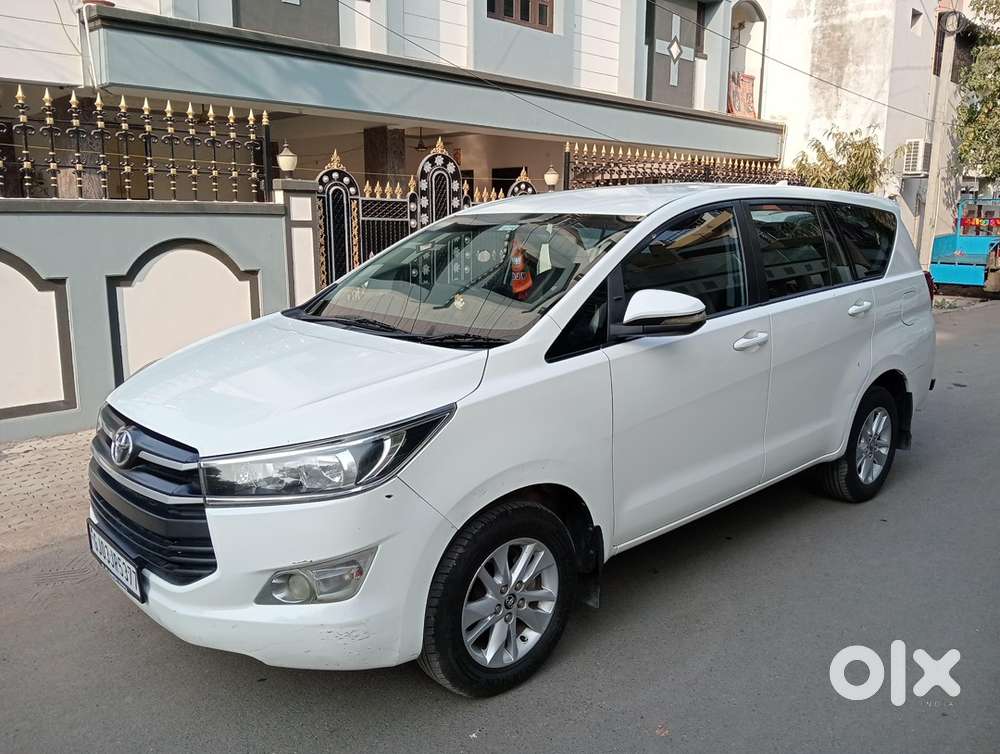 Toyota Innova Crysta 2017 Car