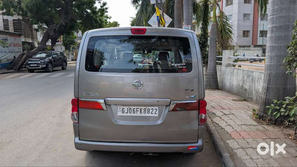 Evalia 7 Seater