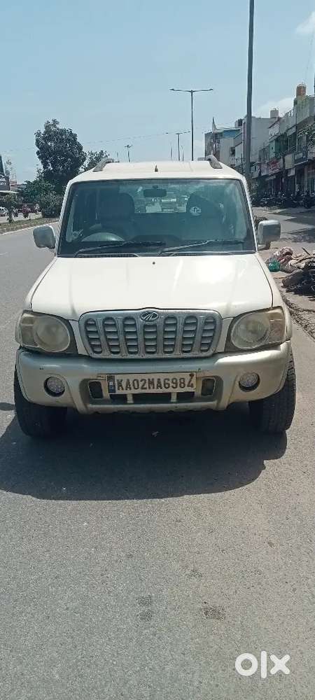 Mahindra Scorpio 2006 Diesel 180000 Km Driven