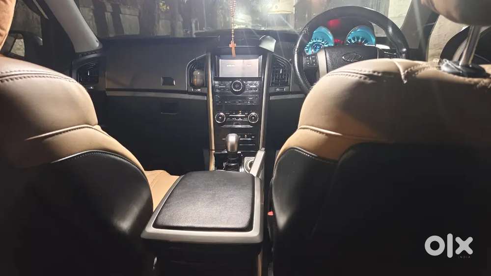 Mahindra Xuv500 New Model, Pearl White, Year 2020 Diesel 41200 Done