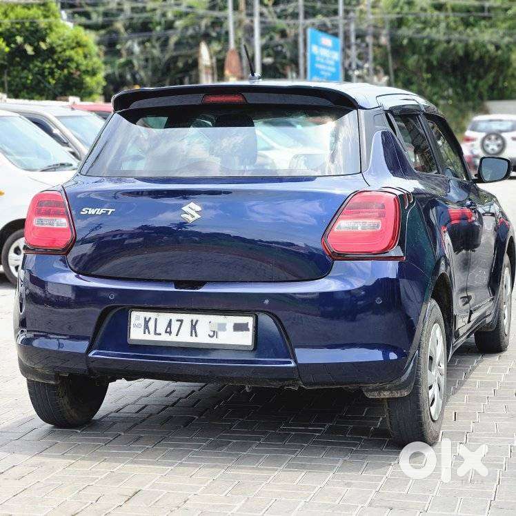 Maruti Suzuki Swift 1.2 Vxi (o), 2022, Petrol