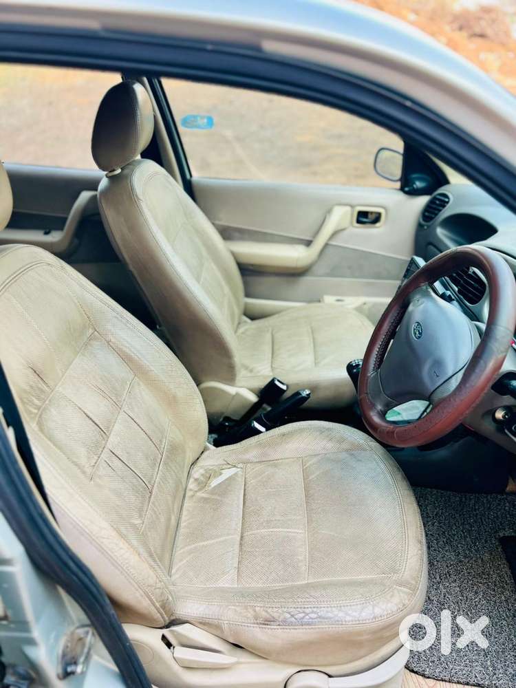 Ford Ikon 1.8 Zxi, 2010, Diesel