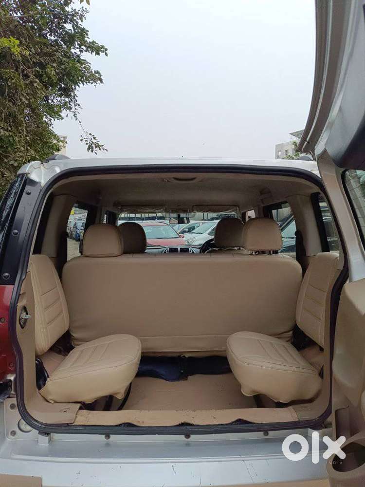 Mahindra Tuv 300 T8, 2017, Diesel