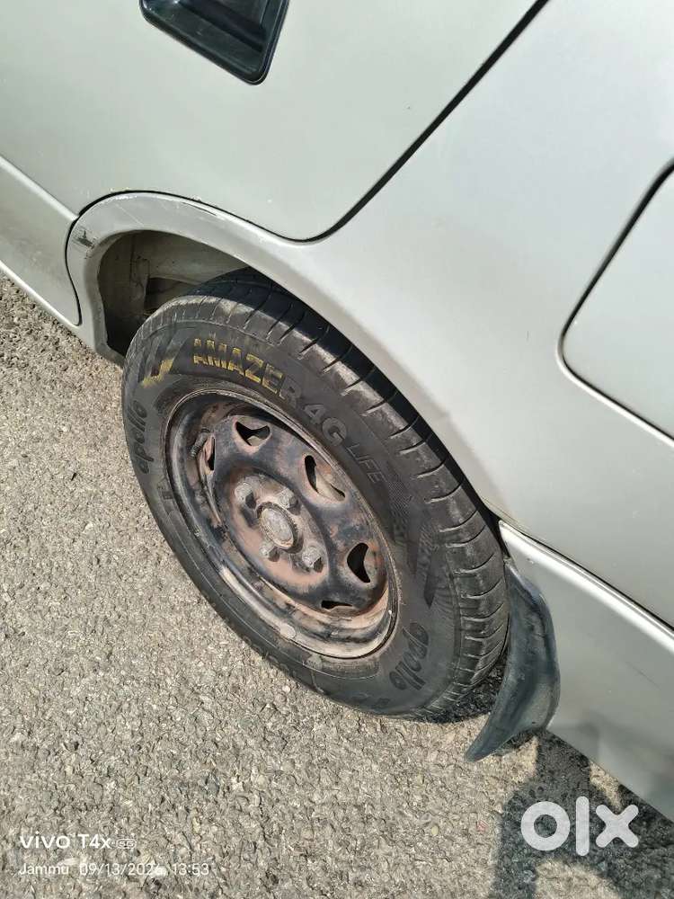 Maruti Suzuki Esteem Lxi 2005