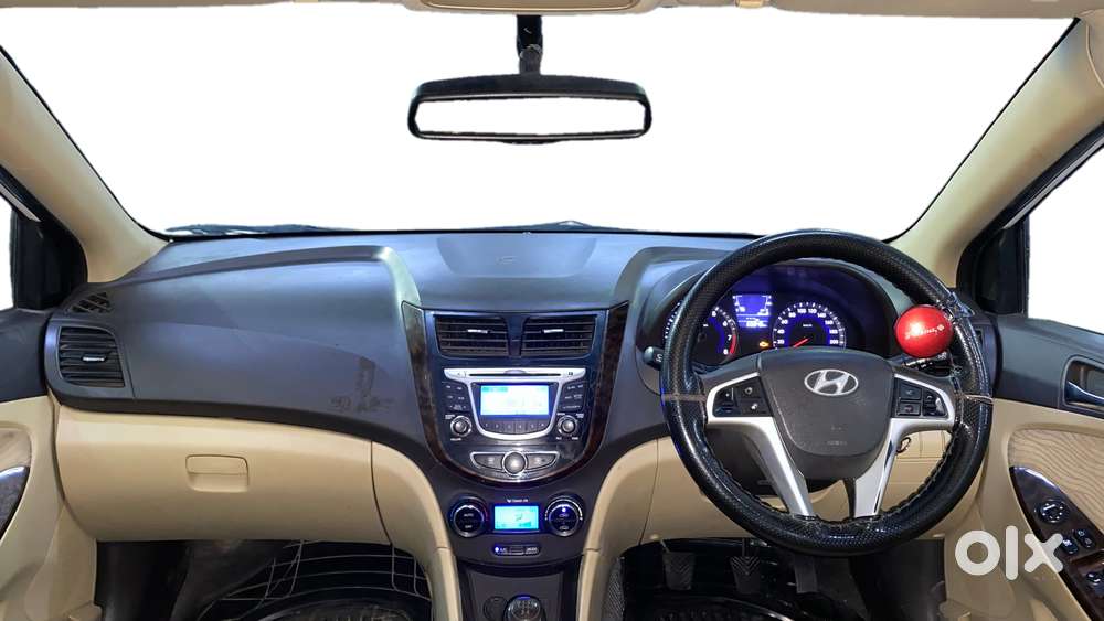 Hyundai Verna 1.6 Ex Vtvt, 2013, Petrol