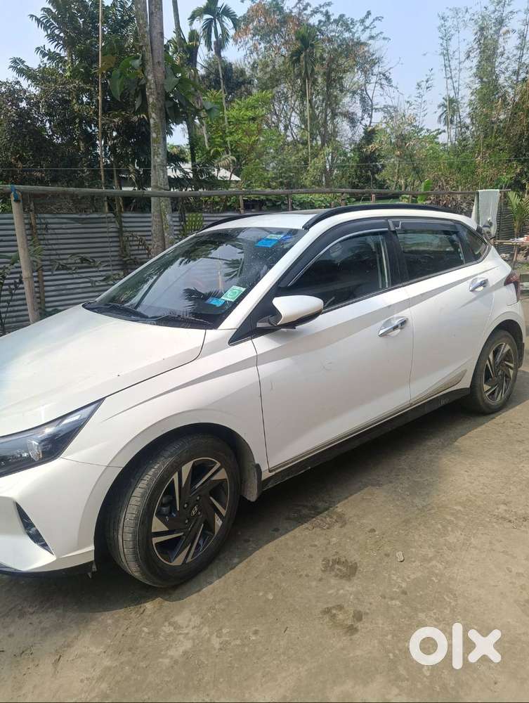 I20 Asta With Sunroof Only Years Old 13000km