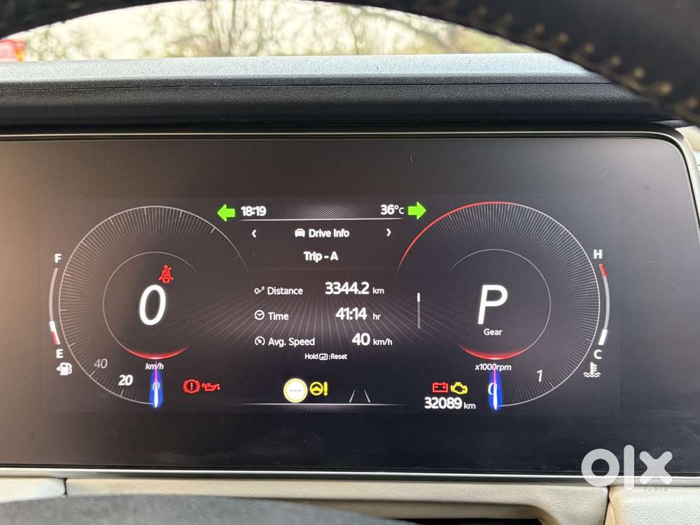 Mahindra Xuv700 2.2 Ax 7 Diesel At Str, 2022, Diesel