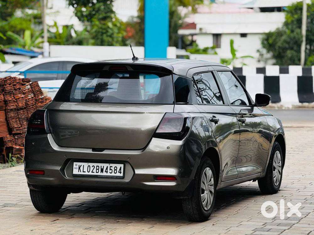 Maruti Suzuki Swift 1.2 Vxi (o), 2024, Petrol