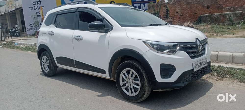 Renault Triber Rxt, 2022, Petrol