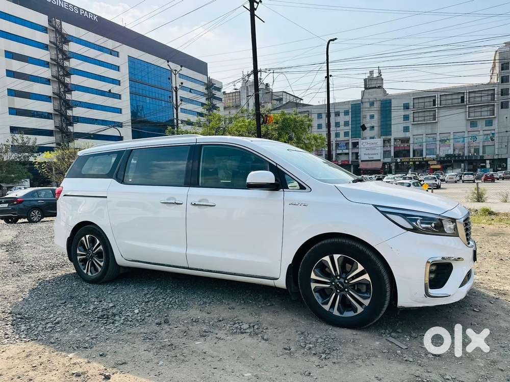 Kia Carnival Limousine Plus 7 Str, 2022, Diesel
