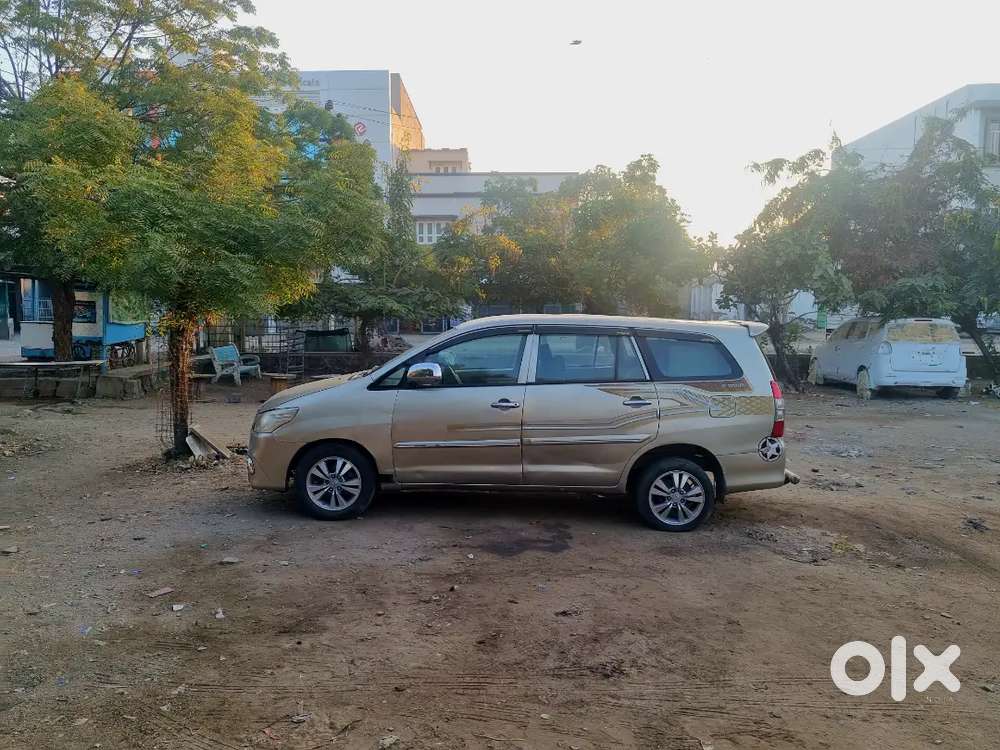 Toyota Innova 2009 Diesel Well Maintained