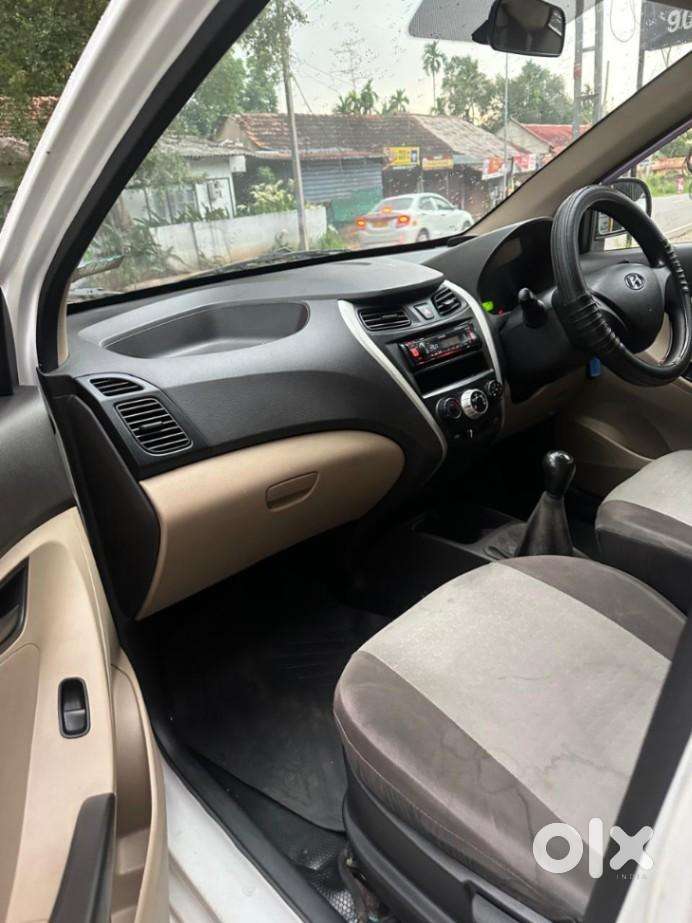 Hyundai Eon Era +, 2016, Petrol