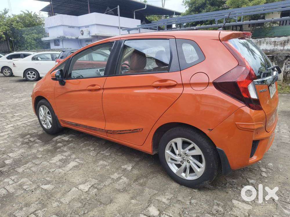 Honda Jazz V Automatic, 2016, Petrol