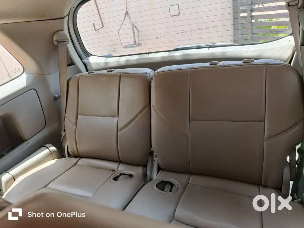 Toyota Innova 2013 Diesel Manual, 100km Driven