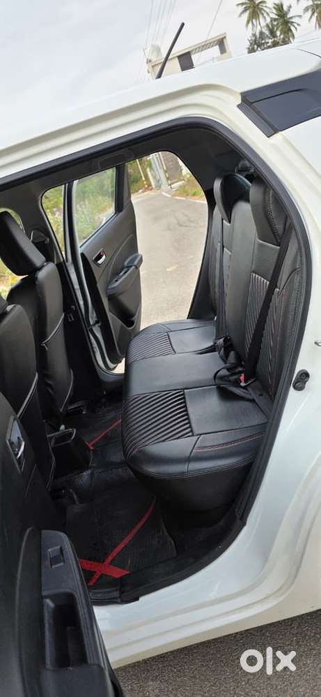Maruti Suzuki Swift 1.2 Vxi (o), 2023, Petrol