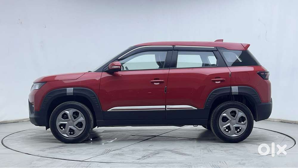 Maruti Suzuki Brezza Vxi At, 2025, Petrol