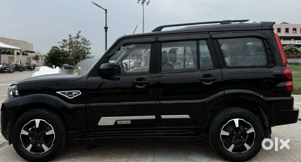 Mahindra Scorpio Classic 2.2 S Mt 9 Str, 2024, Diesel