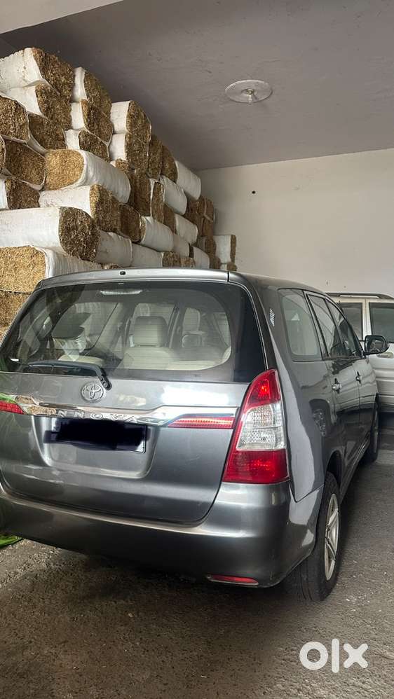 2014 Toyota Innova Diesel 2nd Owner
