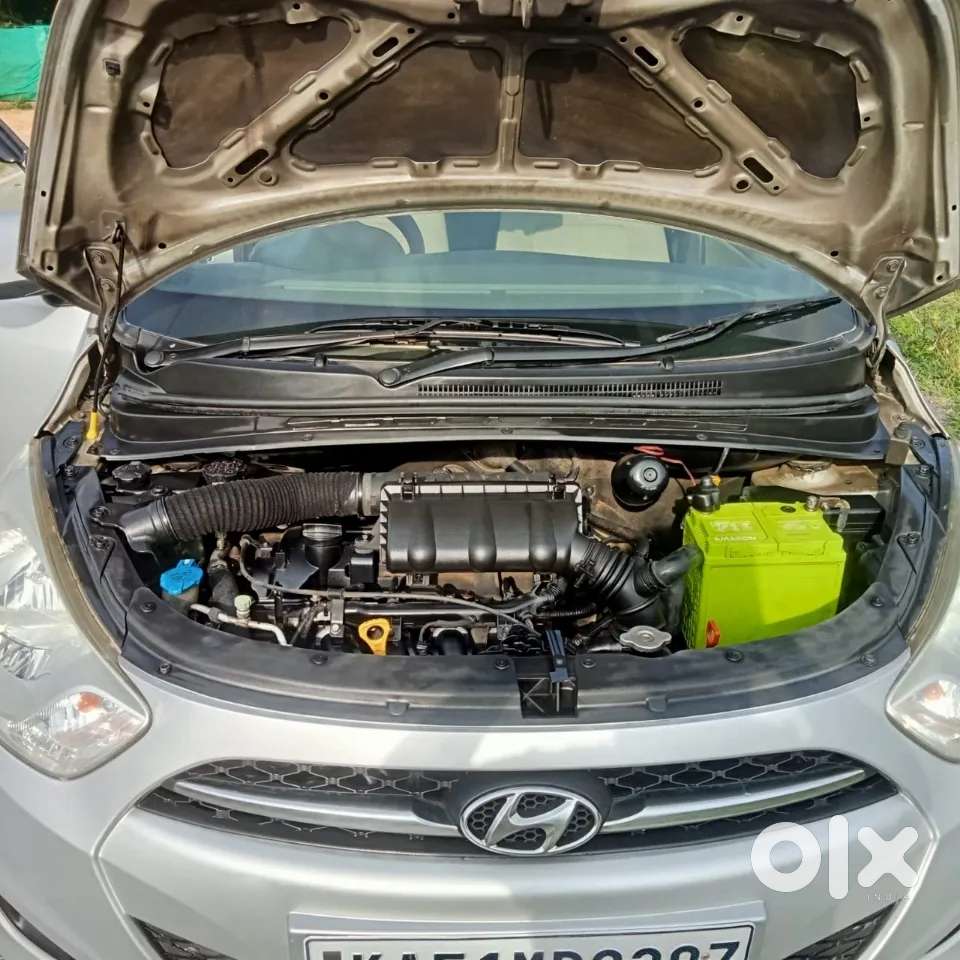 Hyundai I10 Sportz At, 2011, Petrol