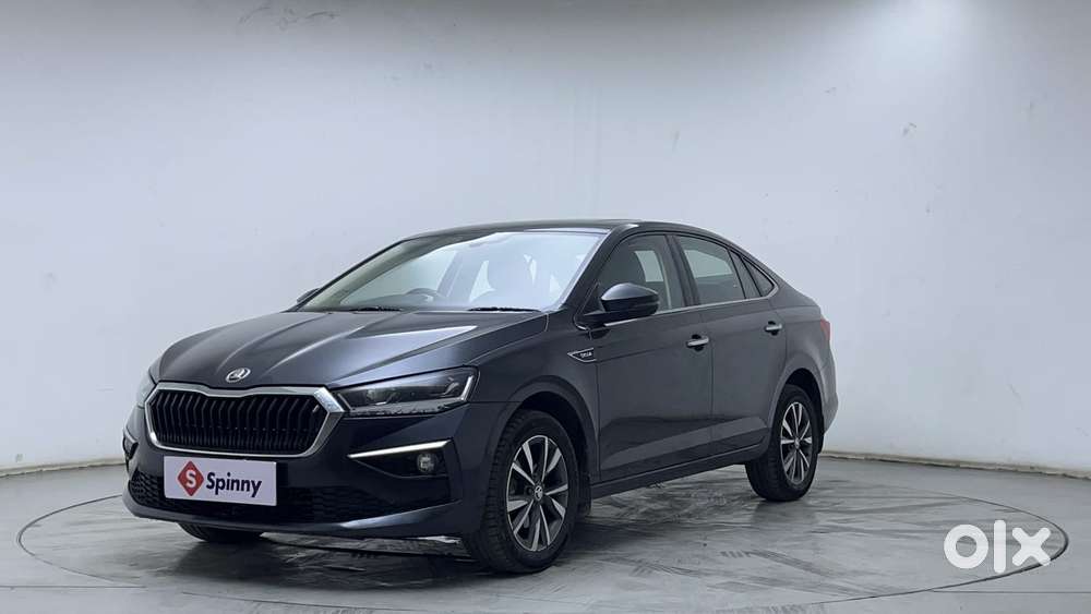 Skoda Slavia Style 1.0l Tsi Mt, 2022, Petrol