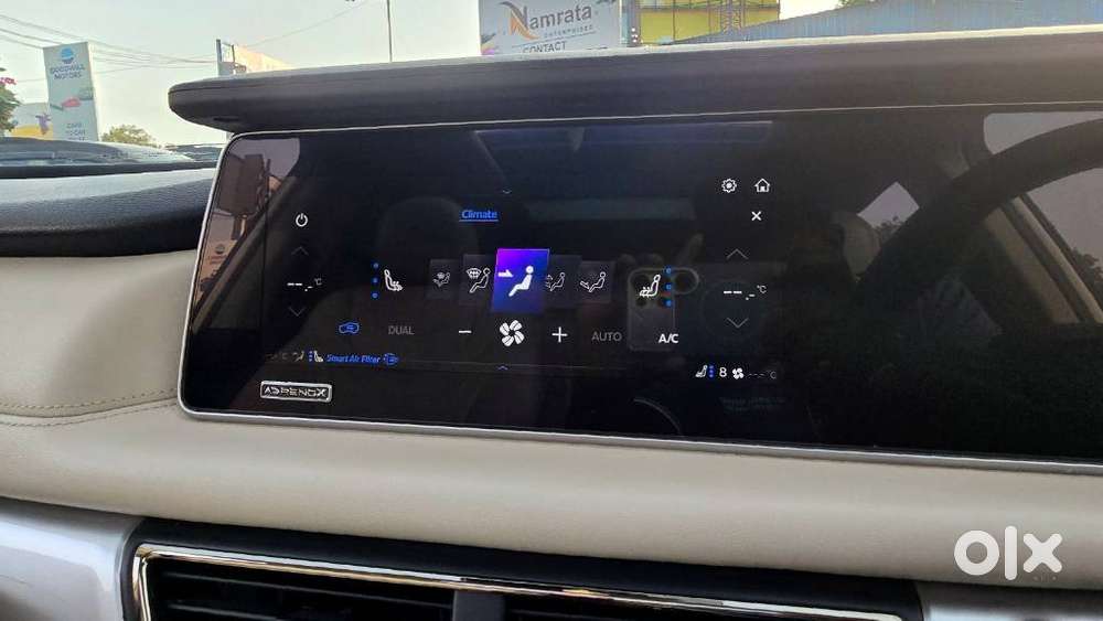 Mahindra Xuv700 2.2 Ax 7 Diesel Mt Luxury Pack Str, 2024, Diesel