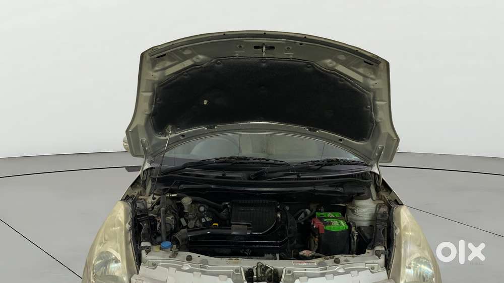 Maruti Suzuki Swift Dzire Zxi, 2013, Petrol