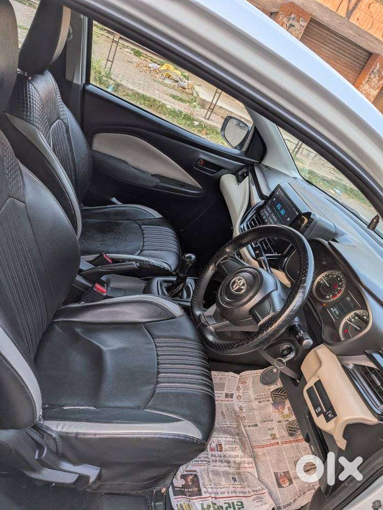 Toyota Glanza 1.2 E, 2023, Petrol
