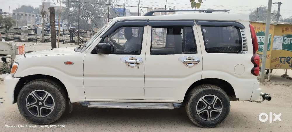 Mahindra Scorpio 2009 Diesel 100000 Km Driven