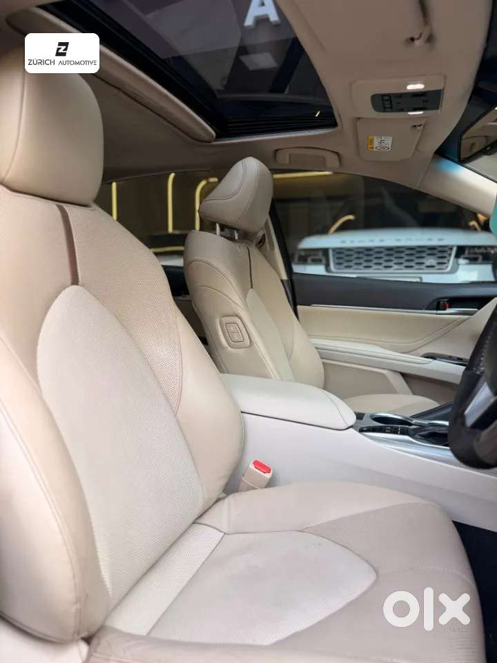 Toyota Camry Hybrid, 2019, Petrol