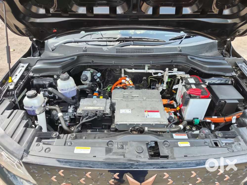 Mahindra Xuv400 Ev El Fast Charger, 2023, Electric