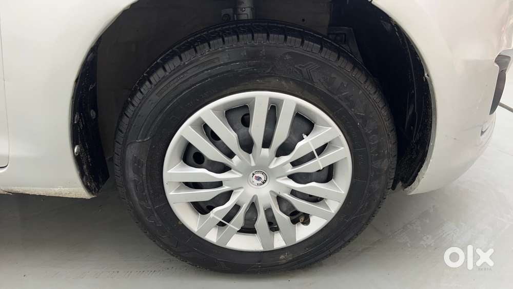 Maruti Suzuki Swift Vvt Vxi, 2015, Petrol