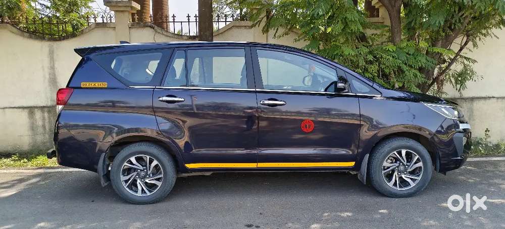 Toyota Innova Crysta 2022 Diesel 127000 Km Driven