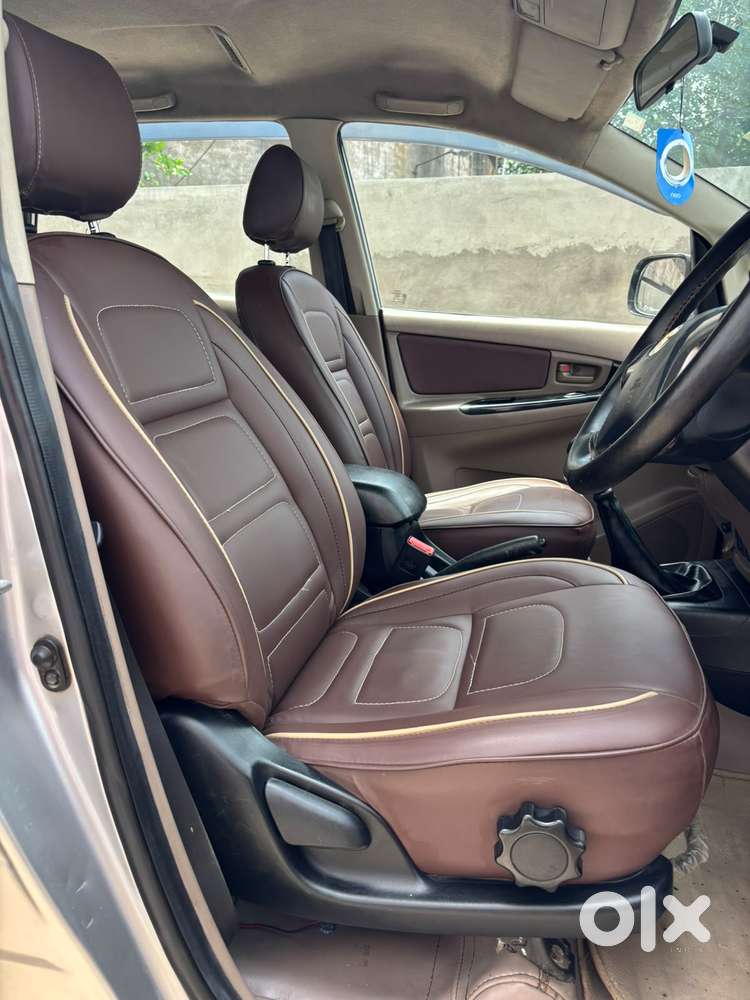 Toyota Innova 2.5 Gx 7 Seater Bs Iv, 2015, Diesel