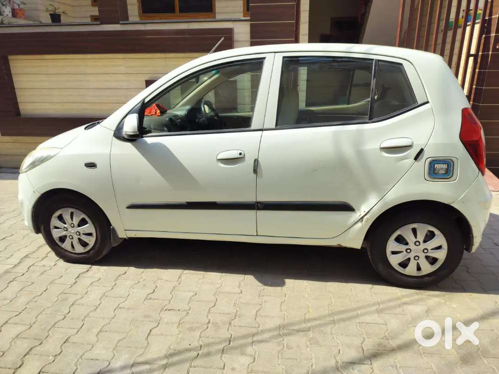 Hyundai I10 2010 Petrol  Passing Upto Nov 2030 77500 Km Driven